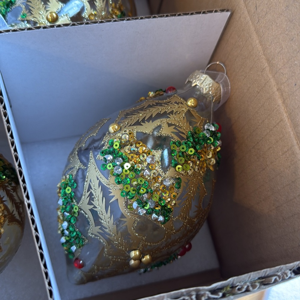 Frontgate Holiday Leaves Embellished Ornaments - Set of 6 - Picture 3 of 16